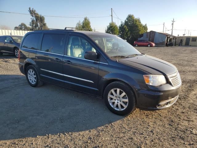 2014 Chrysler Town & Country Touring