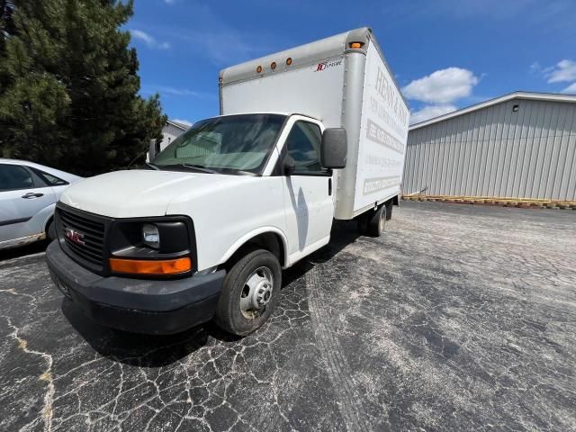 2005 GMC Savana Cutaway G3500