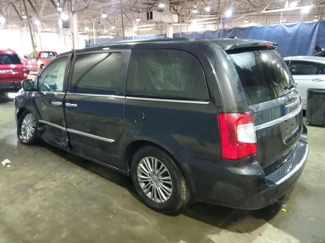 2014 Chrysler Town & Country Touring L