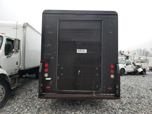 2009 Freightliner Chassis M Line WALK-IN Van