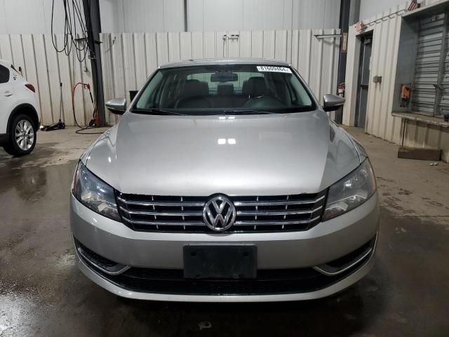 2012 Volkswagen Passat SE