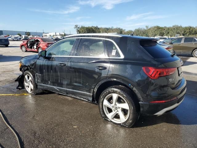 2022 Audi Q3 Premium 40