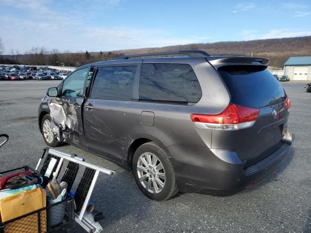 2013 Toyota Sienna XLE