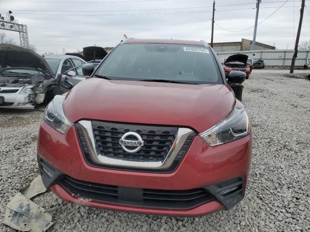 2020 Nissan Kicks SR