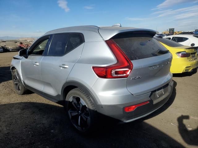 2019 Volvo XC40 T5 Momentum