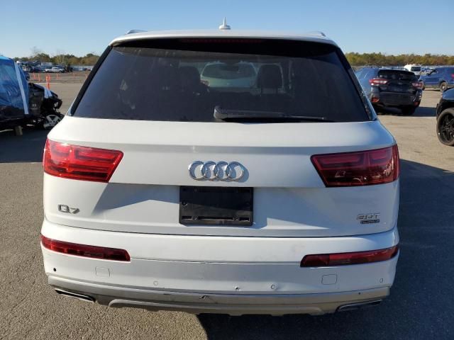 2018 Audi Q7 Premium Plus