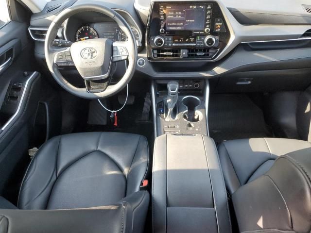 2021 Toyota Highlander XLE