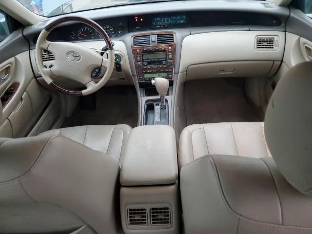 2004 Toyota Avalon XL