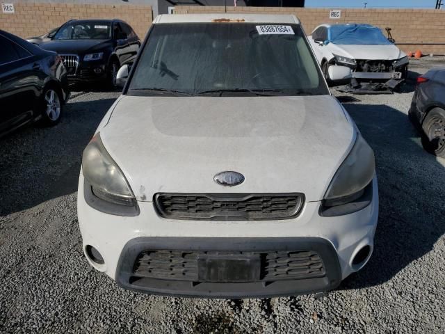 2013 KIA Soul +