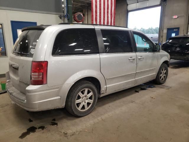 2010 Chrysler Town & Country Touring