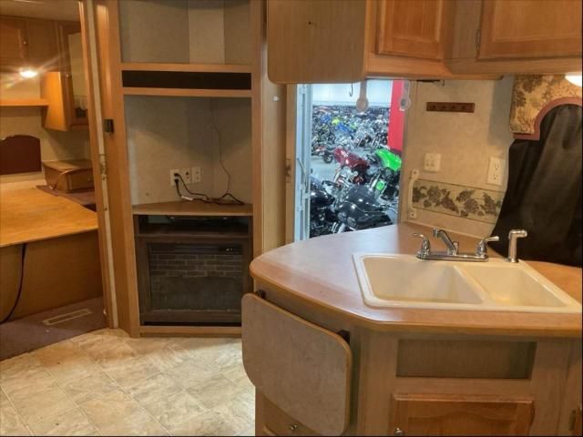 2007 Four Winds Travel Trailer