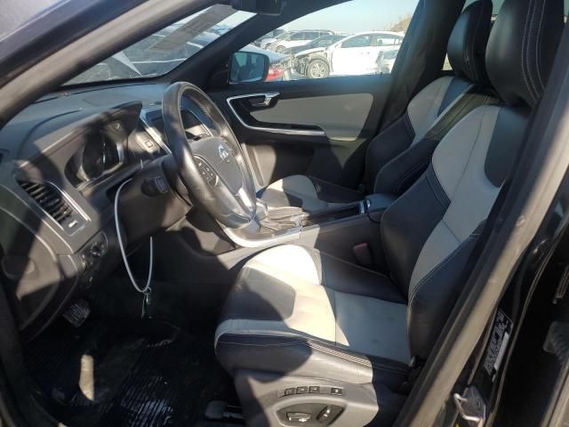2015 Volvo XC60 T5 Platinum