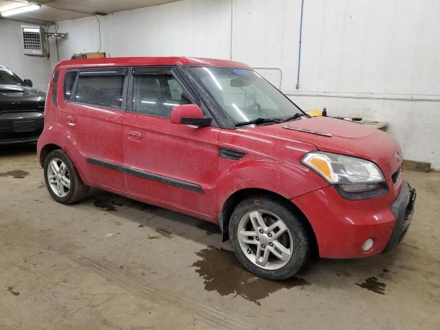 2010 KIA Soul +