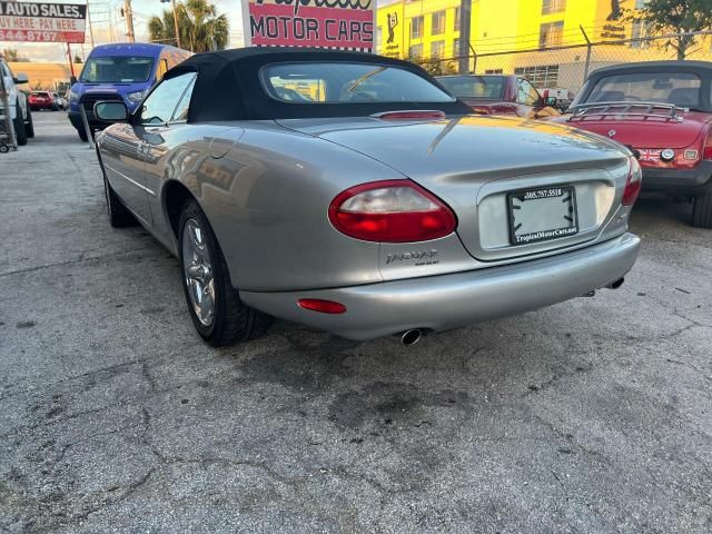 1999 Jaguar XK8