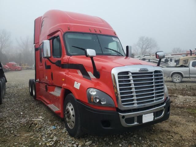 2016 Freightliner Cascadia 125