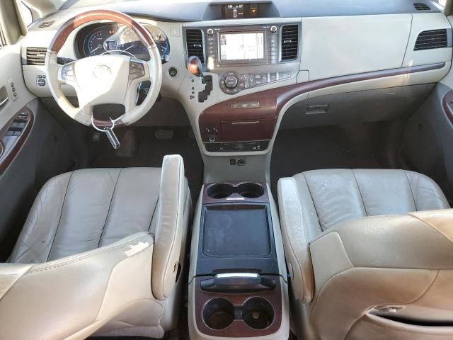 2011 Toyota Sienna XLE