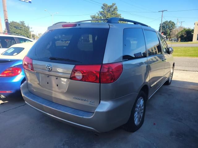 2005 Toyota Sienna CE