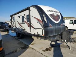 Fleetwood salvage cars for sale: 2019 Fleetwood Travel Trailer