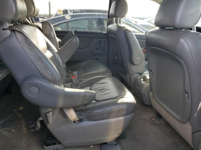 2006 Toyota Sienna XLE