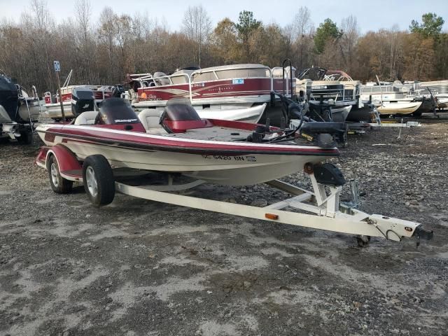 2000 Land Rover Boat