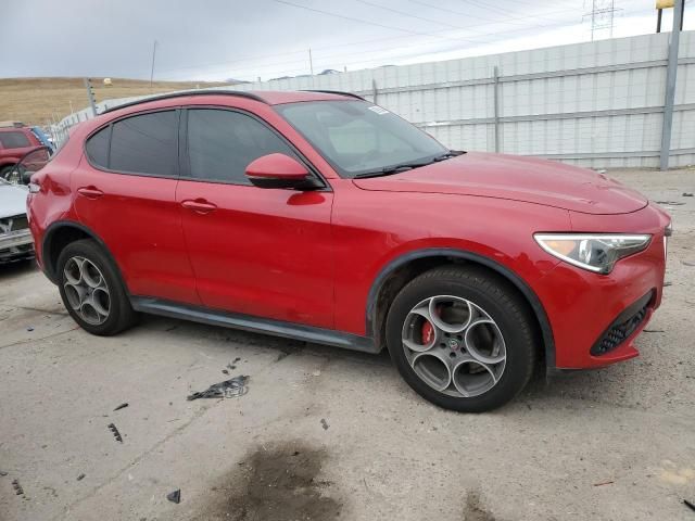 2018 Alfa Romeo Stelvio Sport