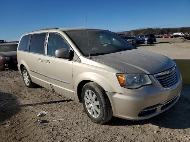 2013 Chrysler Town & Country Touring