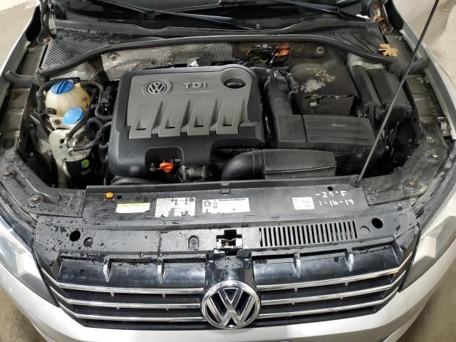 2012 Volkswagen Passat SE