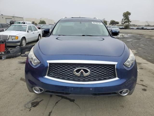 2017 Infiniti QX70