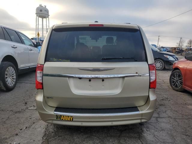 2011 Chrysler Town & Country Touring