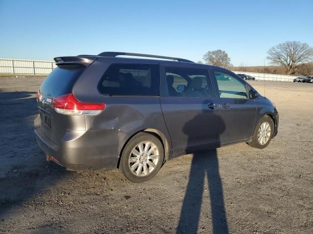 2012 Toyota Sienna XLE