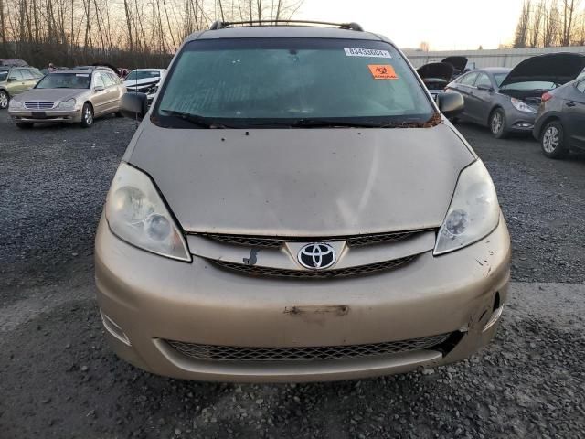 2007 Toyota Sienna CE