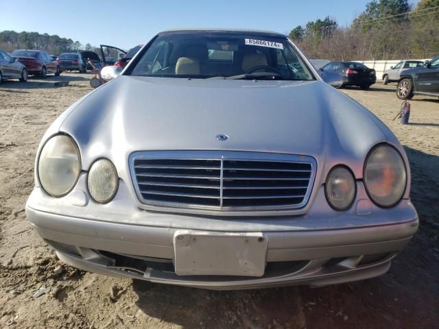 2000 Mercedes-Benz CLK 320