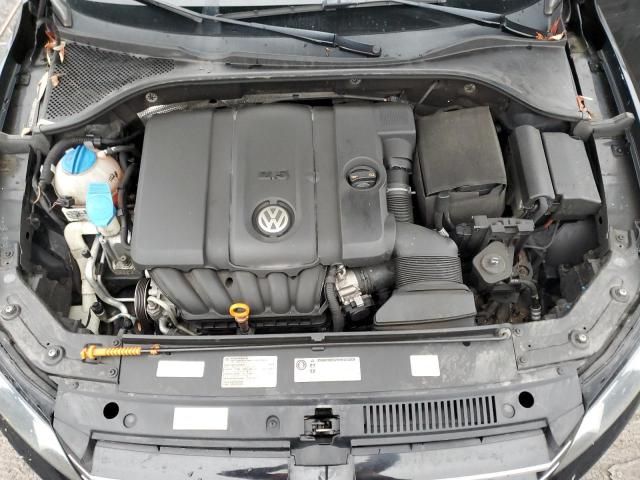 2012 Volkswagen Passat SE