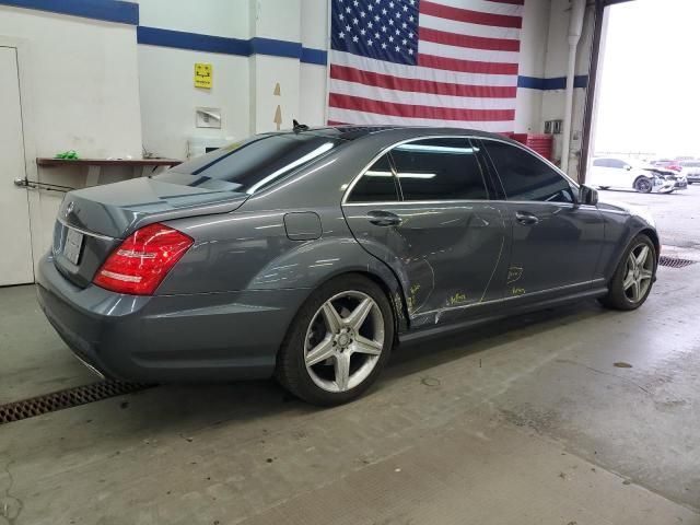 2010 Mercedes-Benz S 550