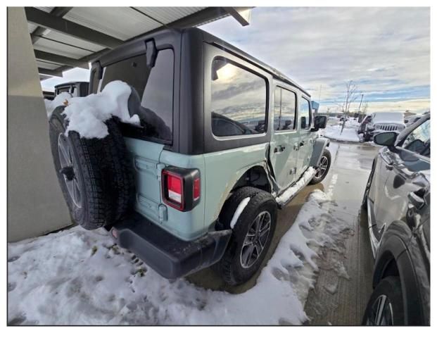 2023 Jeep Wrangler Sahara