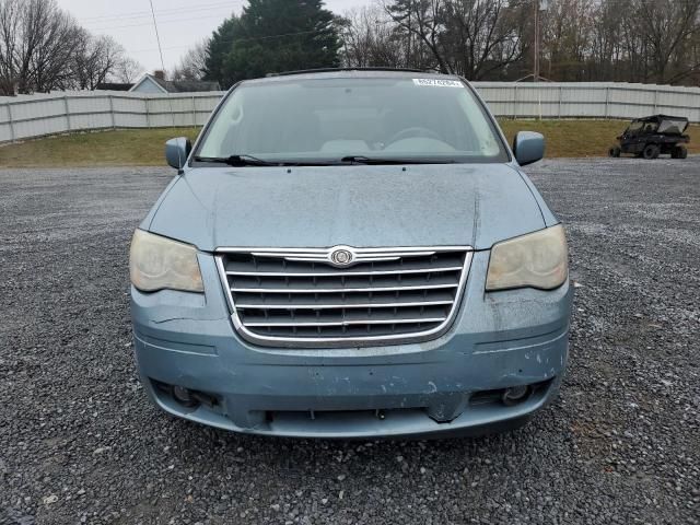 2009 Chrysler Town & Country Touring