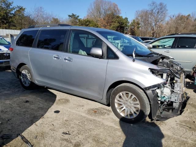 2014 Toyota Sienna XLE