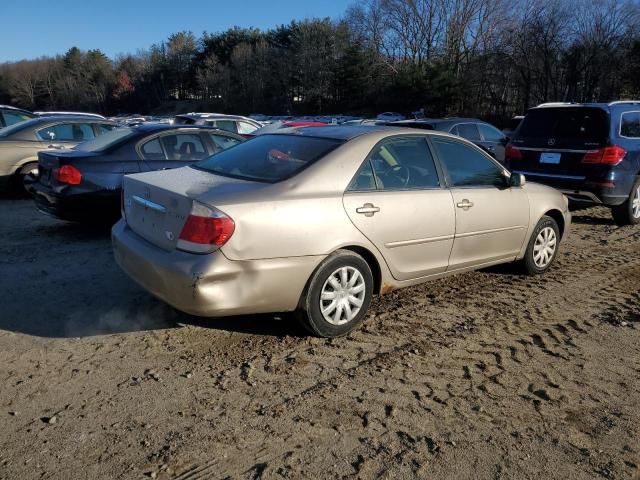 2005 Toyota Camry LE