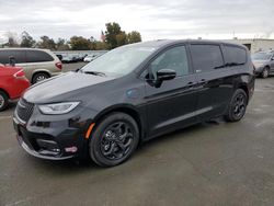 Chrysler Vehiculos salvage en venta: 2023 Chrysler Pacifica Hybrid Limited