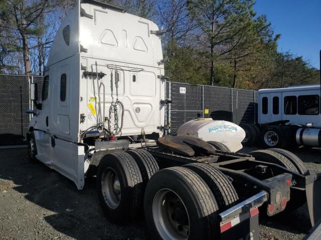 2018 Freightliner Cascadia 125