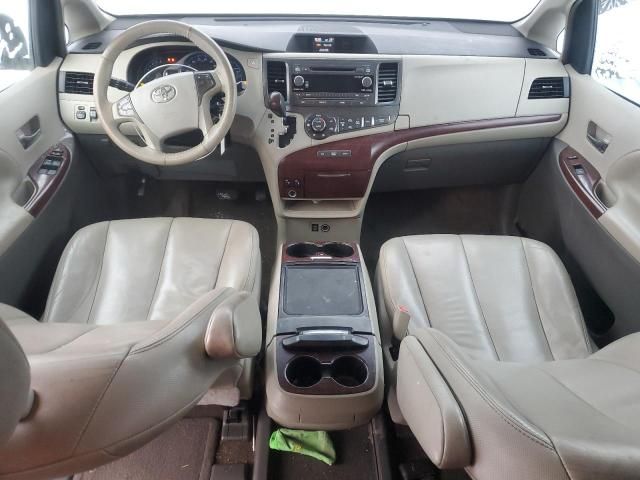 2013 Toyota Sienna XLE