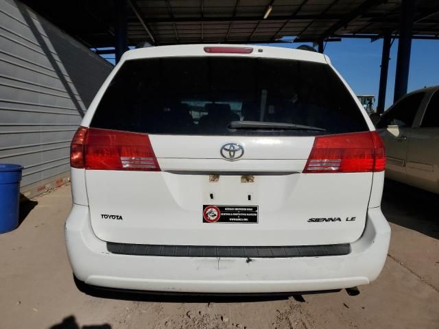 2004 Toyota Sienna CE