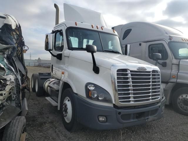 2018 Freightliner Cascadia 125