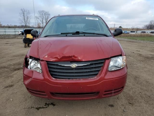 2005 Chrysler Town & Country