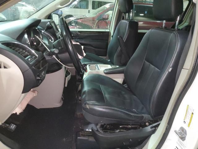 2012 Chrysler Town & Country Touring