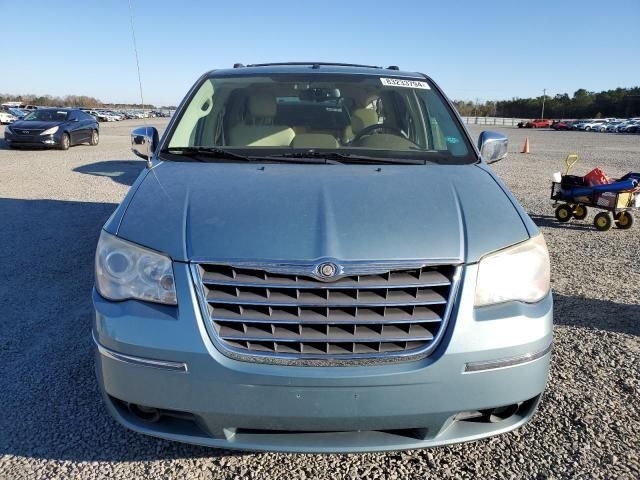 2008 Chrysler Town & Country Limited