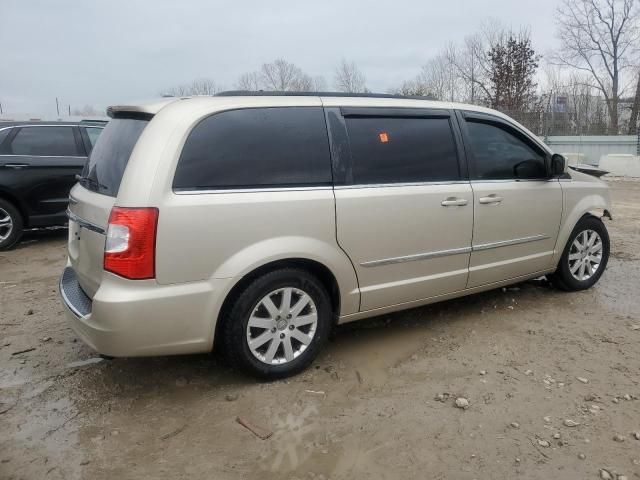 2013 Chrysler Town & Country Touring