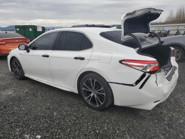 2020 Toyota Camry SE