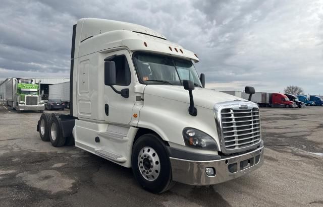 2018 Freightliner Cascadia 125