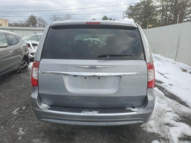 2015 Chrysler Town & Country Touring